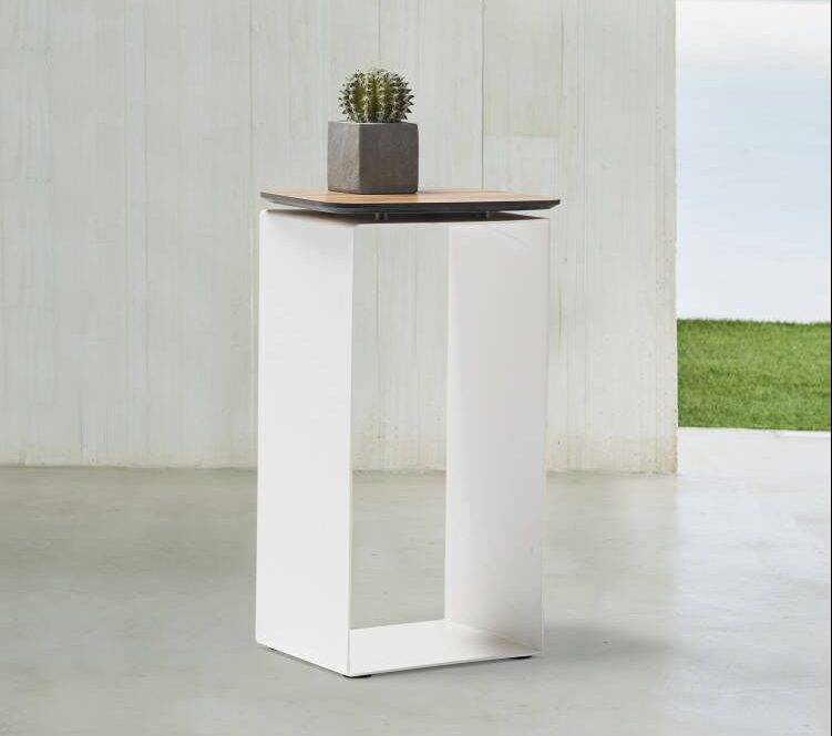 Whiteline Petunia Side Table