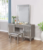 Leia Metallic Transitional Glam Bedroom Collection