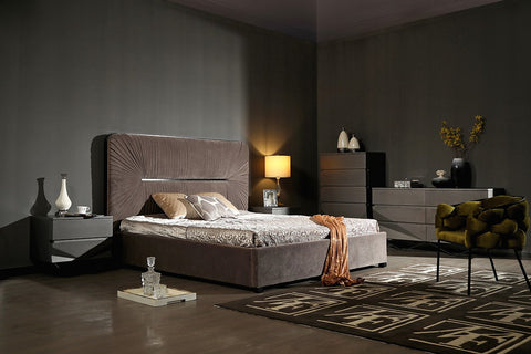 Duffy Modern Platform Bedroom Collection