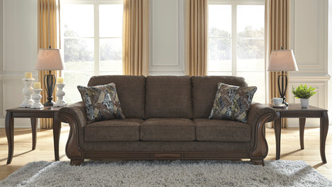 Milton Traditional Living Room Collection