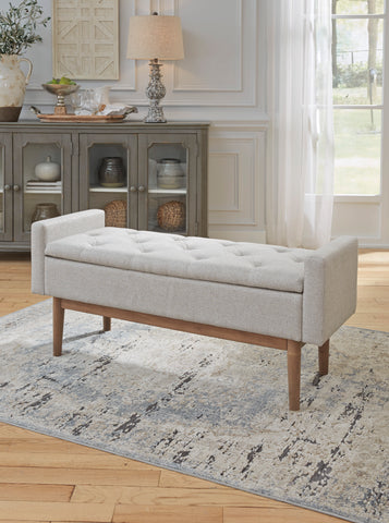 Tufted Upholstered Storage Bench