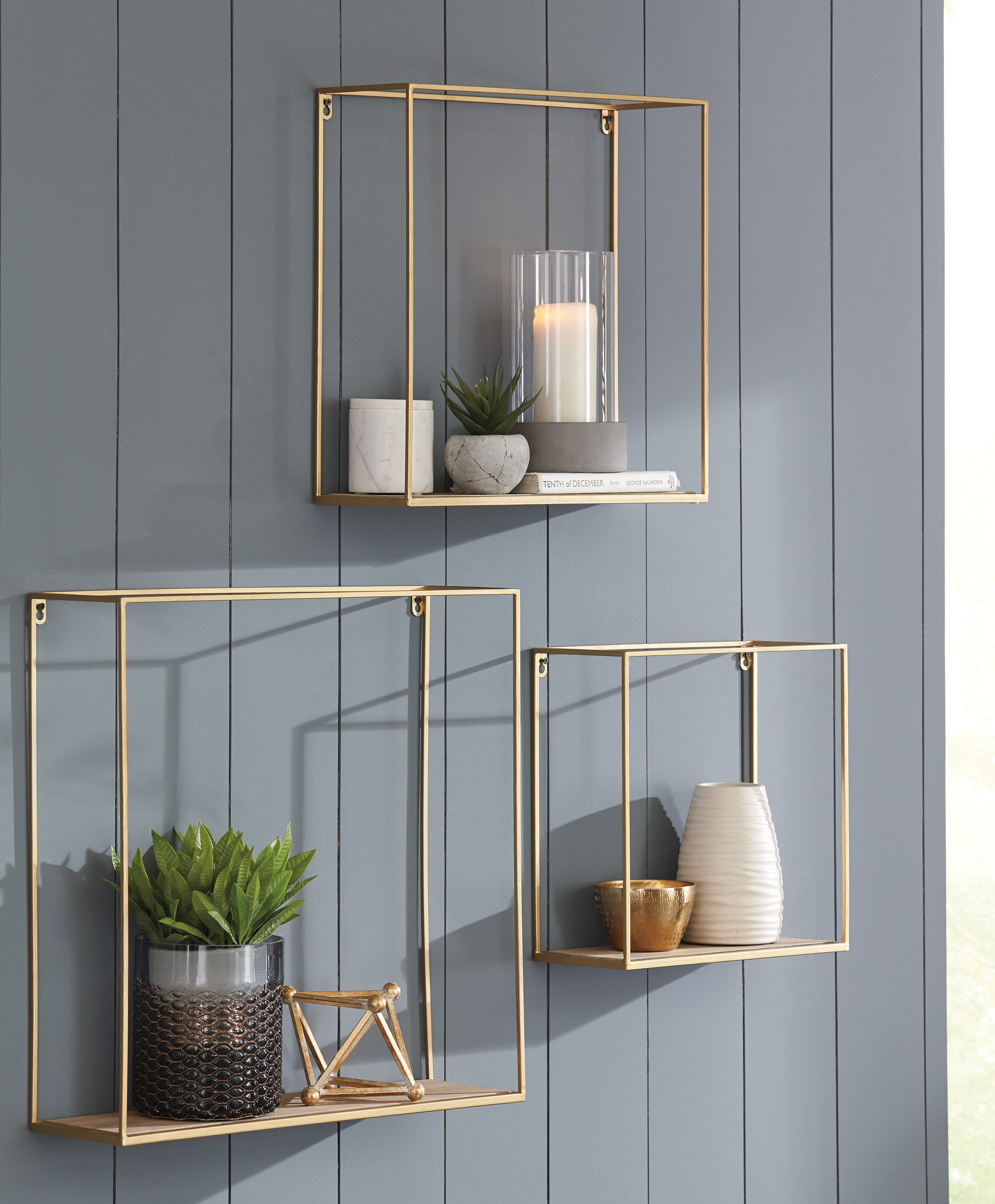 Gold Metal 3 Piece Wall Shelf Set