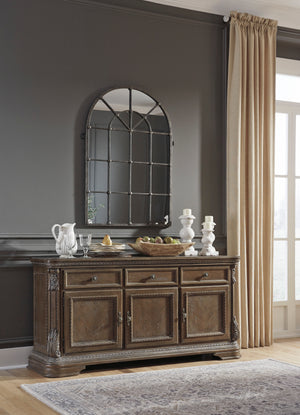 Edmund Traditional Dining Room Collection